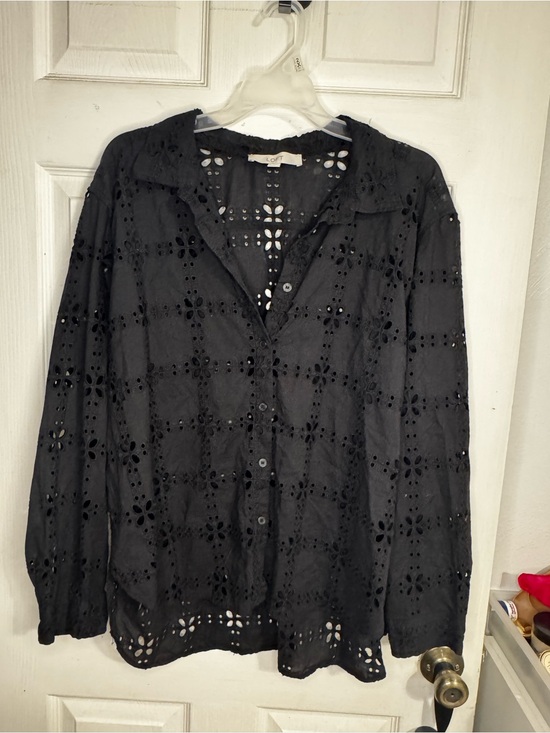 LOFT Tops - LOFT Black Eyelet Button Front Blouse Women’s XXL Long Sleeve Floral Embroidered